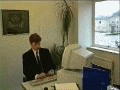200581305927_2.gif